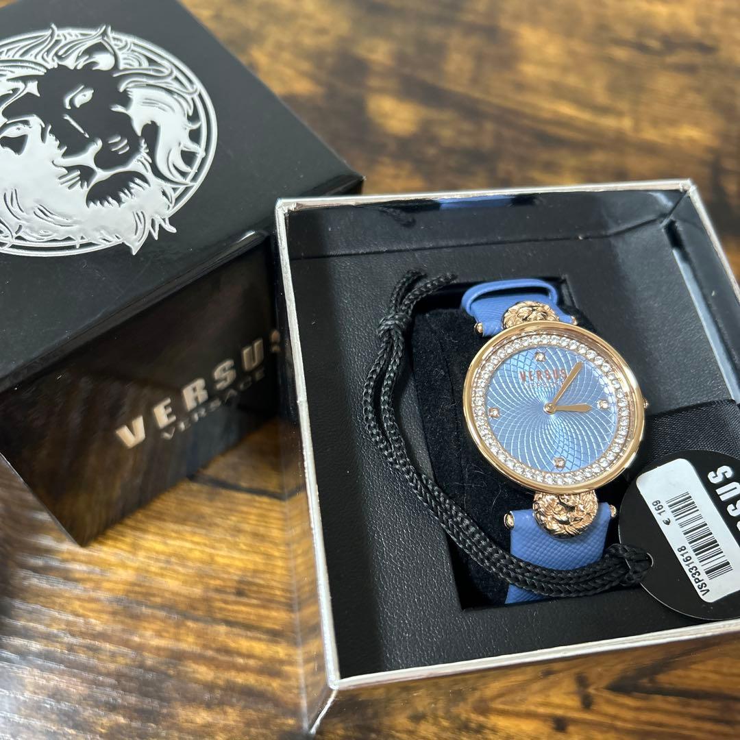 VERSUS VERSACE 青 時計