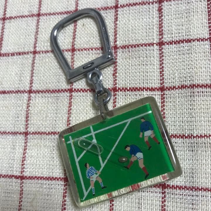 60年代フランスブルボンキーホルダー　cafés biec ラグビー