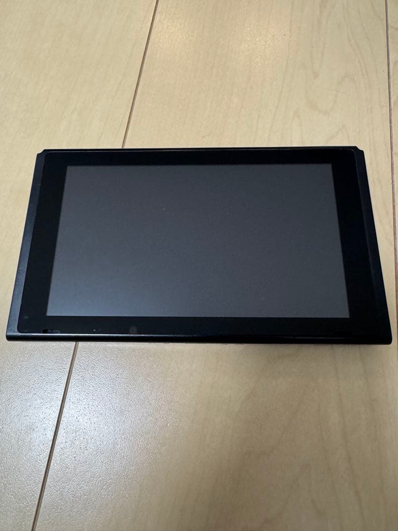 LH Nintendo Switch 本体 + 周辺機器