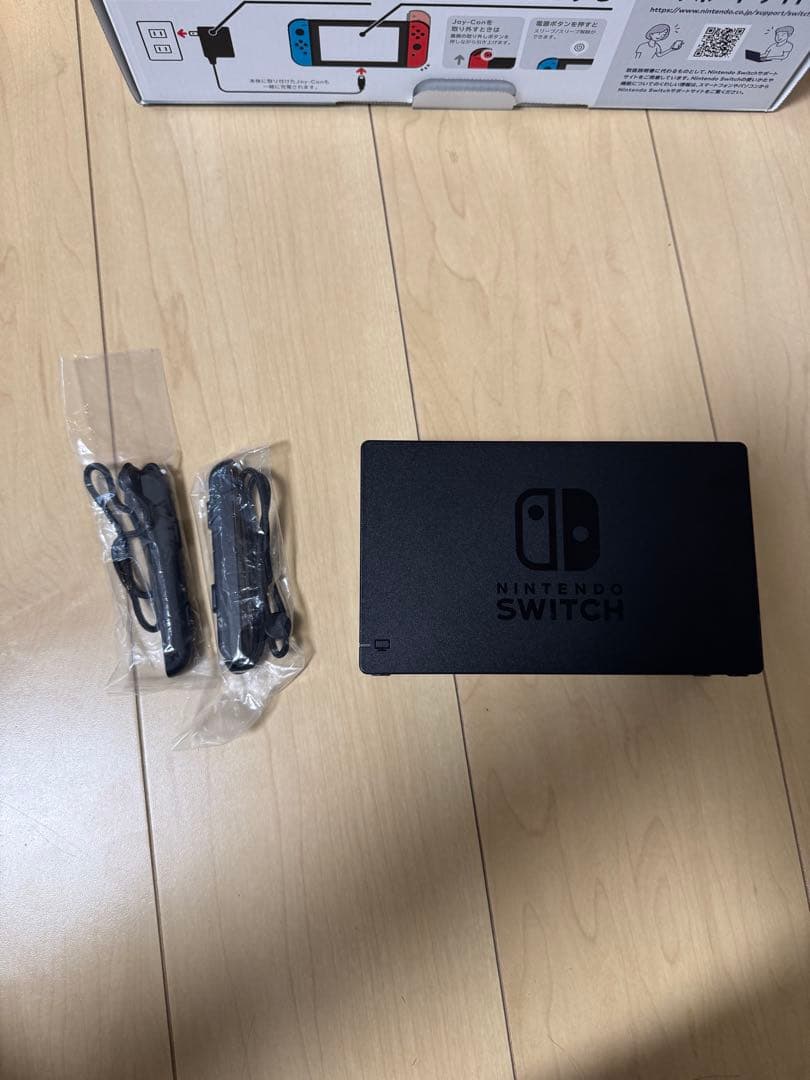 LH Nintendo Switch 本体 + 周辺機器