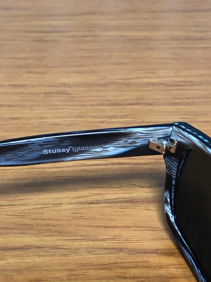 Original Fake STUSSY サングラス KAWS GLASSES