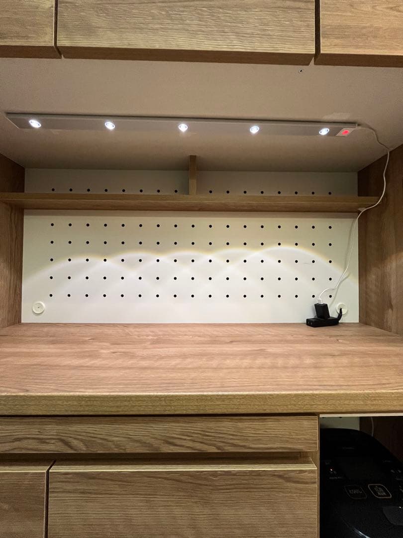 【送料込】LOWYA木目調食器棚