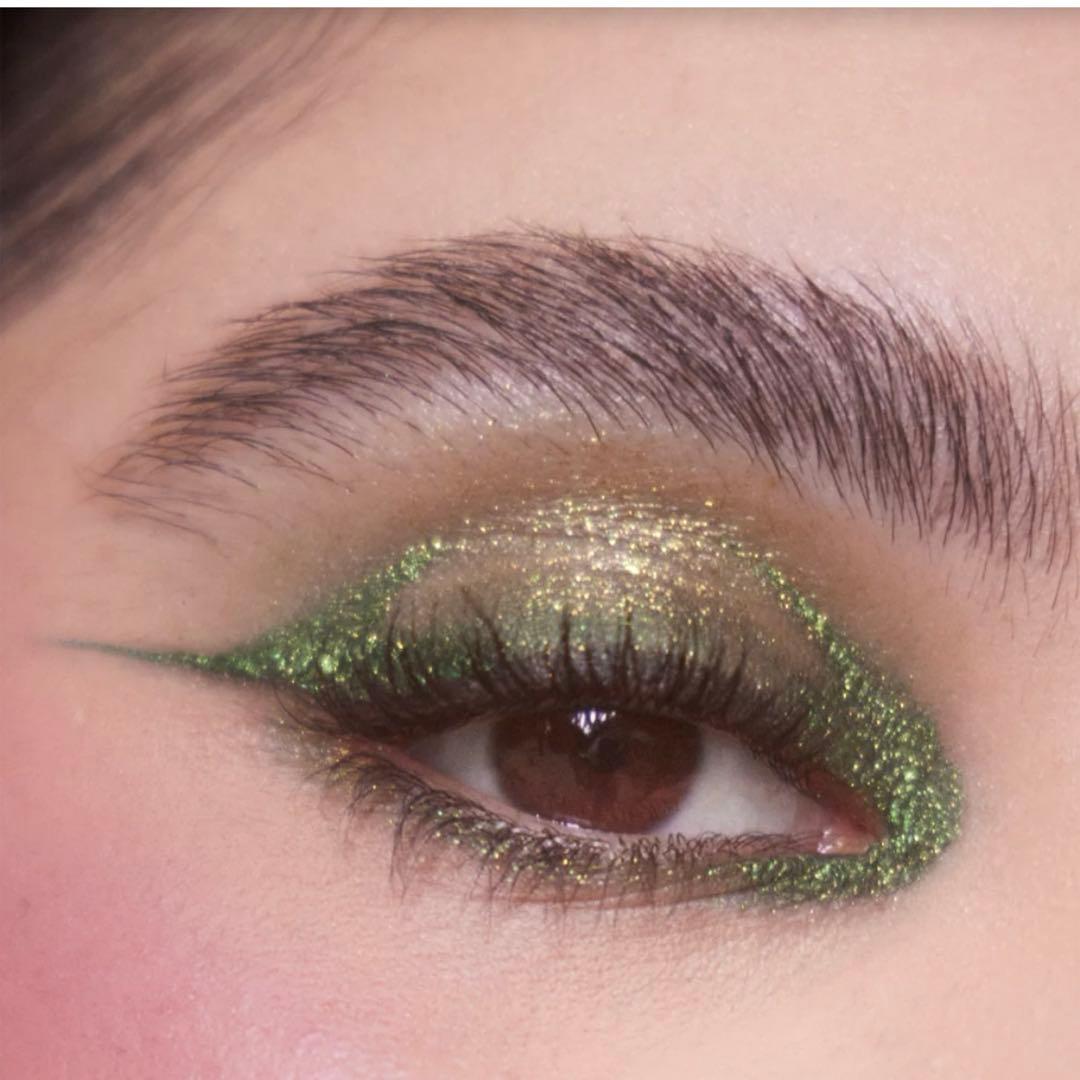 r.e.m. beauty WICKED ウィキッド メイクセット　エルファバ