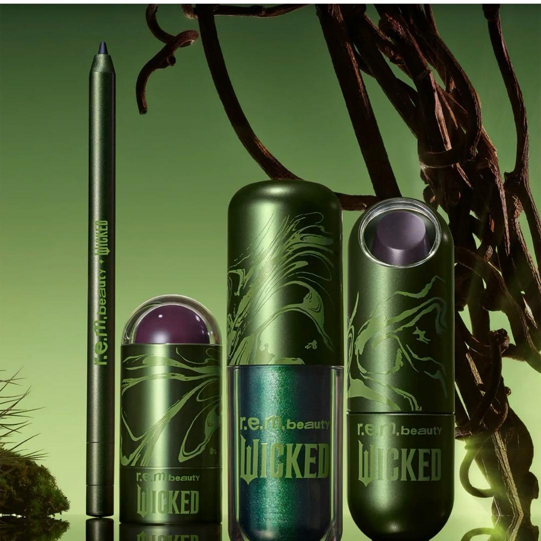 r.e.m. beauty WICKED ウィキッド メイクセット　エルファバ