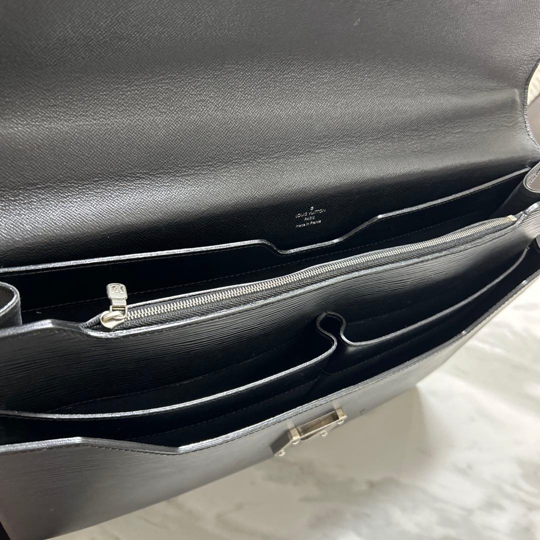 ※hee 週1出品 ルイヴィトン　エピ　ビジネスバック　レザー