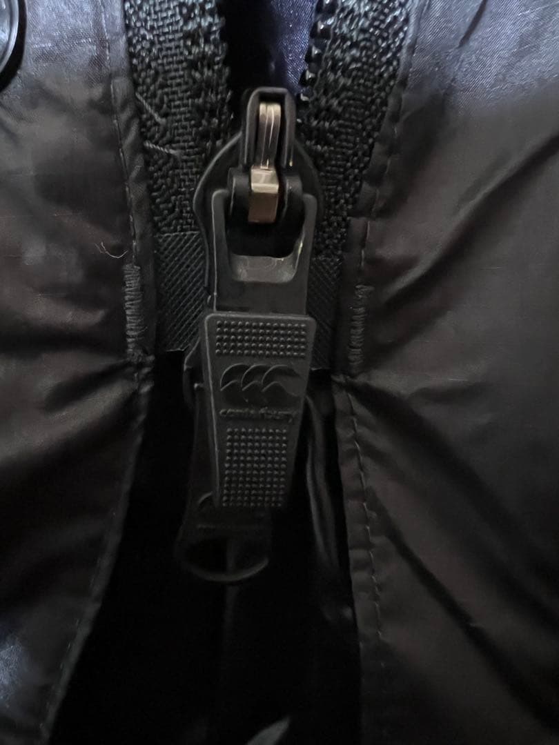 新品タグ付きカンタベリー R+ 防水コート 早い者勝ち！