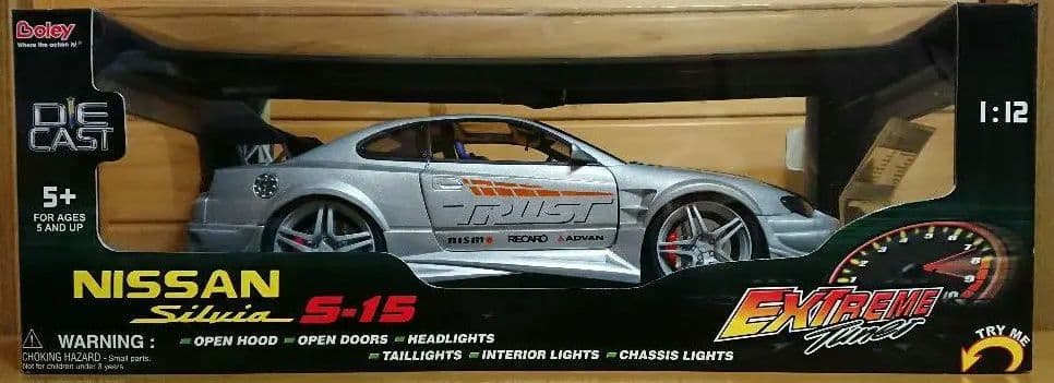日産 シルビア S15 KENTOYS ミニカー 1/12 エクストリーム
