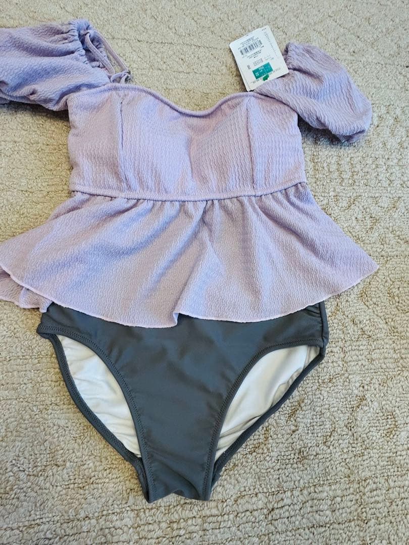 パフスリーブ　水着