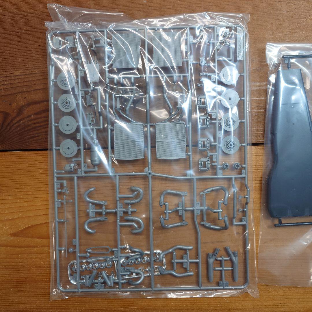 マクラーレンMP4/6Honda 1/12スケール プラモデル