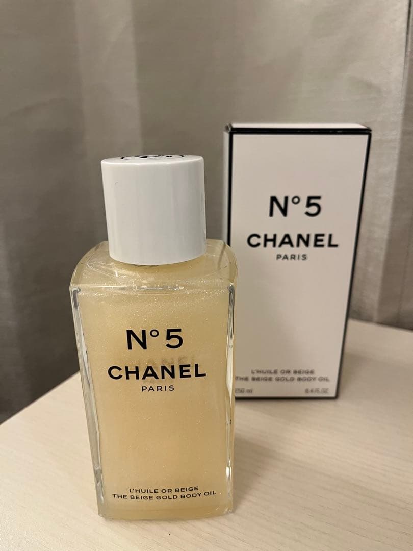 シャネル　No.5ザベージュ　ゴールドボディオイル