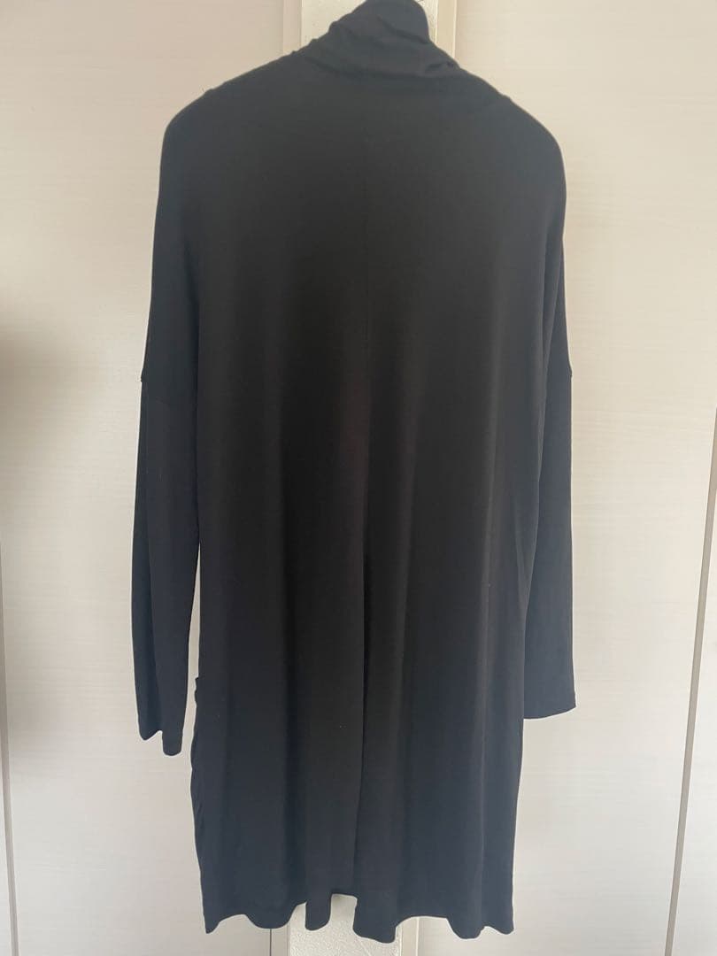 トクコプルミエヴォル/蝶モザイクデザイン長袖チュニック