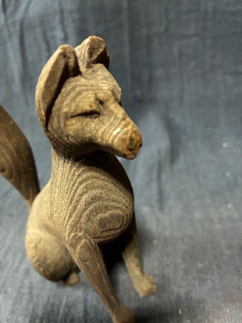 阿吽の狐一対　木彫りの狐　神棚に鎮座していた狐　江戸時代