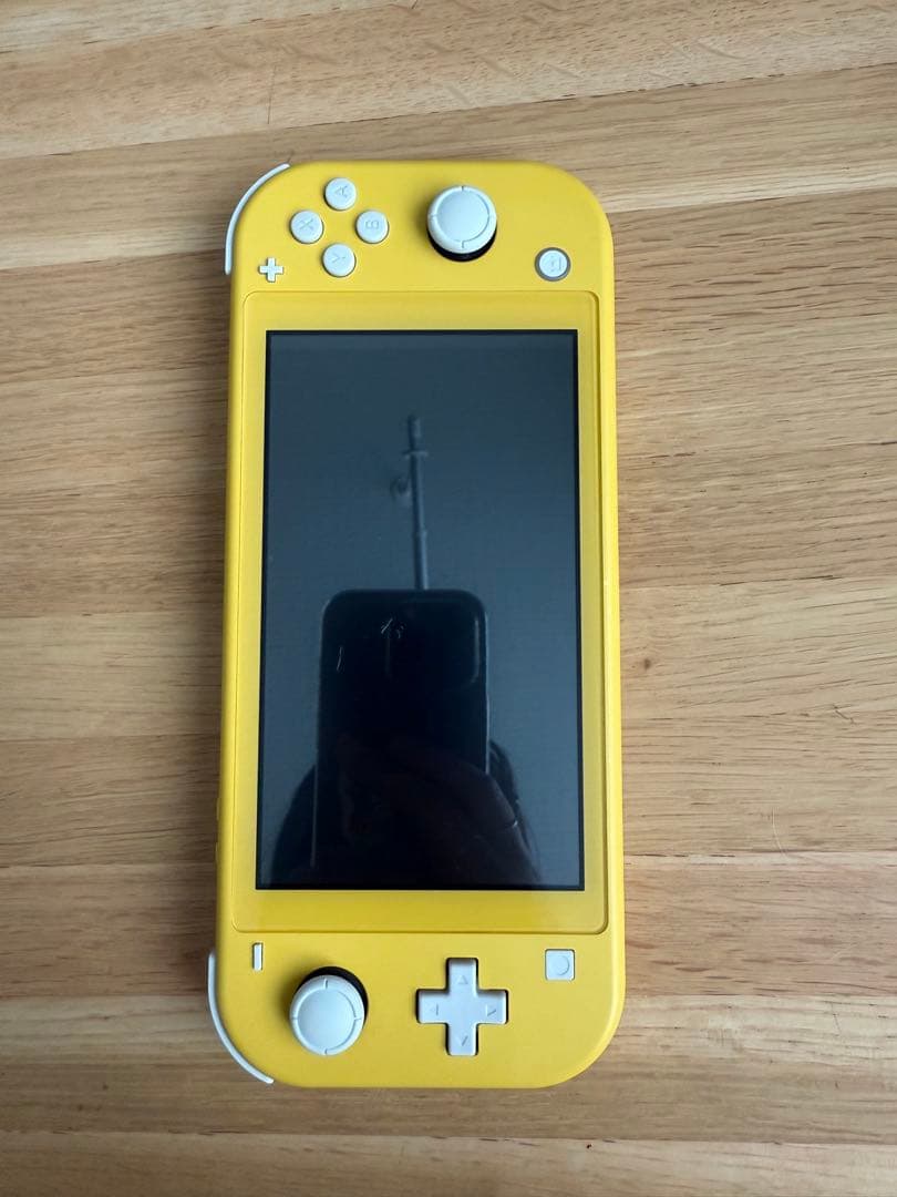 【美品】Nintendo Switch Lite イエロー 本体 充電器付き