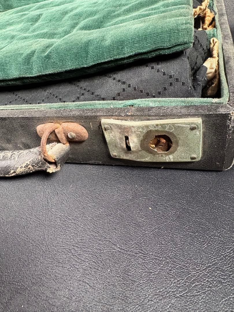 C081 高級 尺八 一尺八寸（約54.5cm） 根掘り 竹製 二つ折 管内朱塗