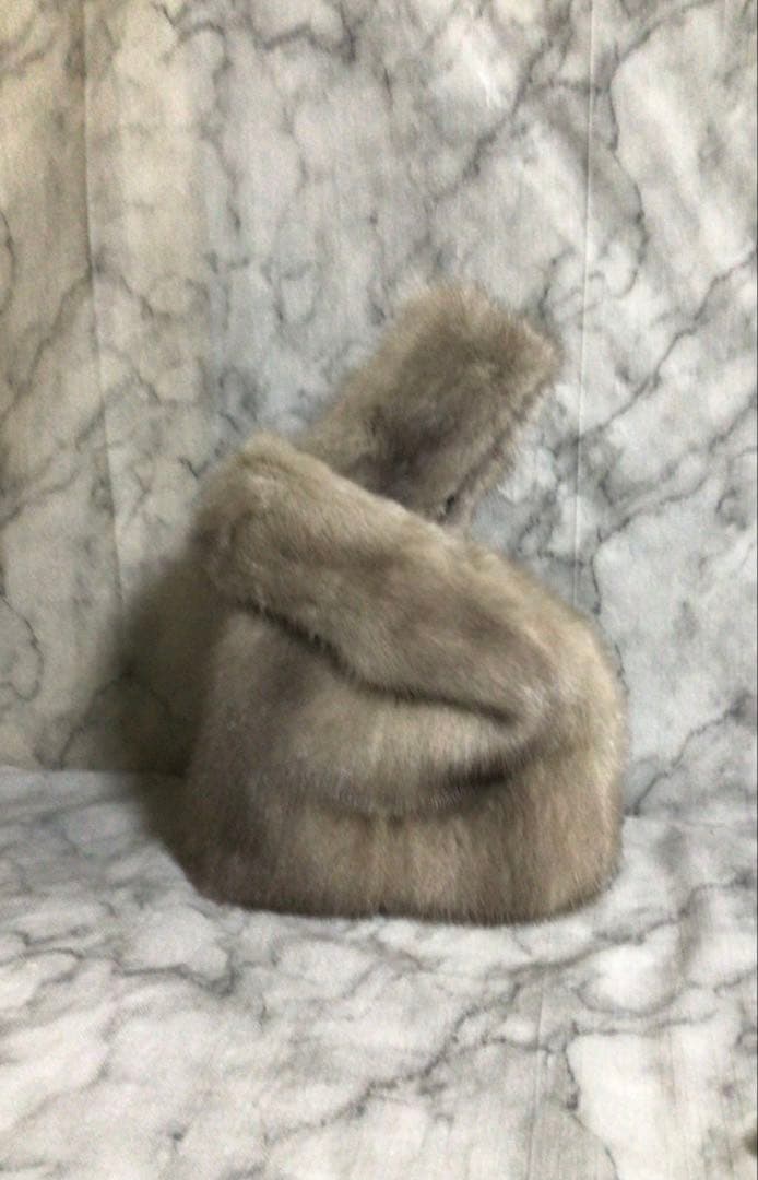 ハンドメイド・リメイクサファイアミンクノットバッグ