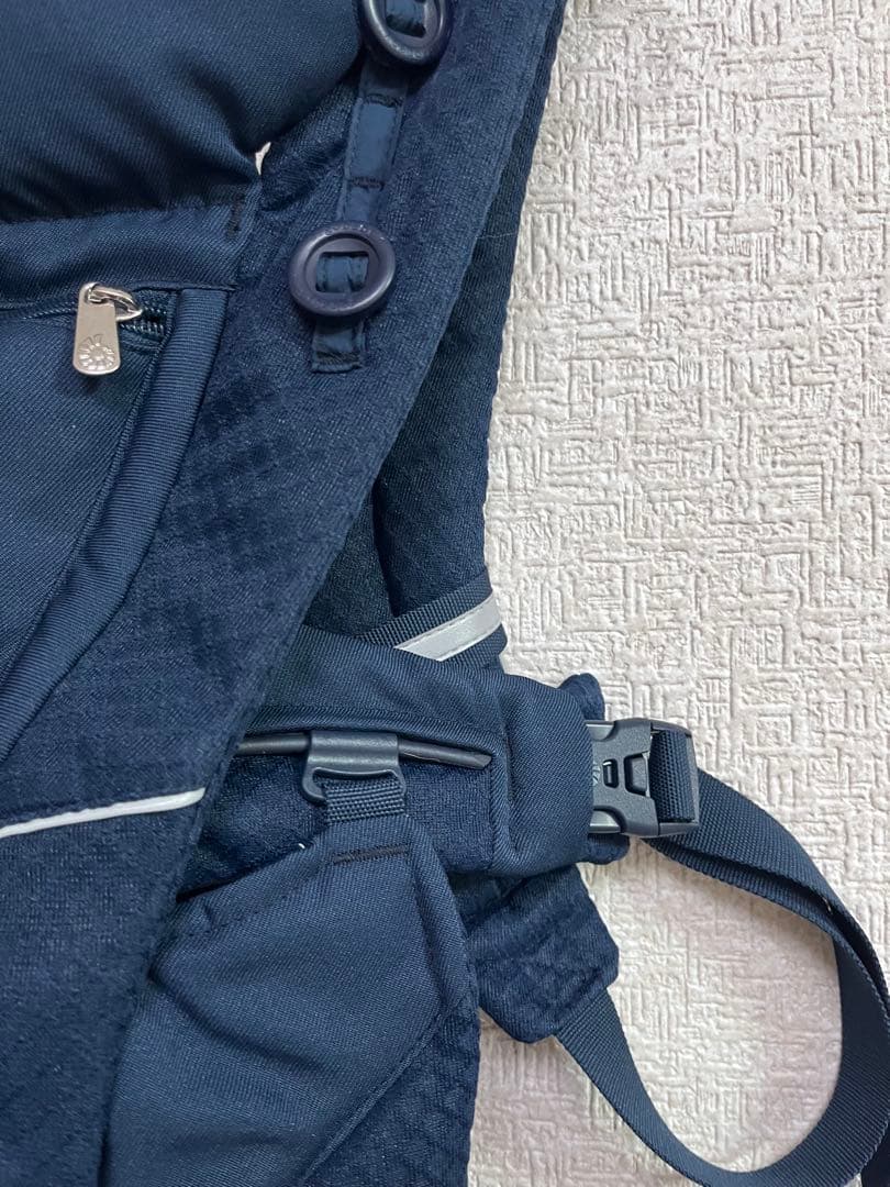 ergobaby オムニブリーズ　ミッドナイトブルー　 抱っこ紐　エルゴ