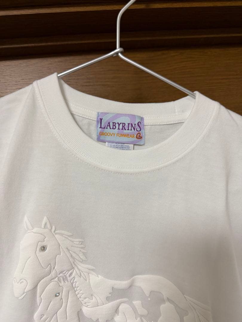 トップス Labyrins Shury Dont Cry Horse Tshirt