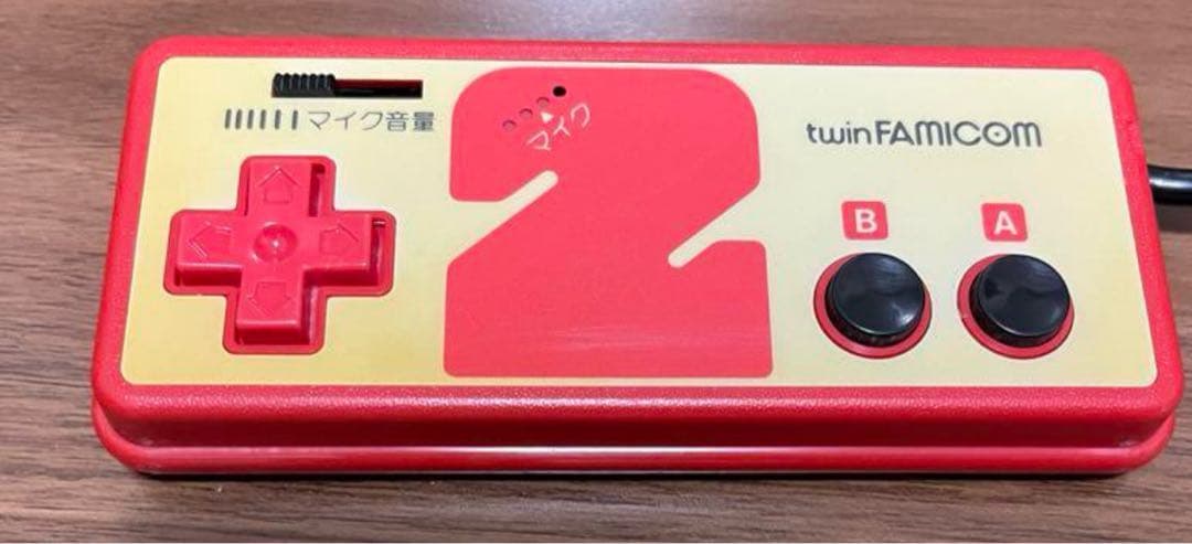SHARP Twin Famicom AN-500R レッド動作品
