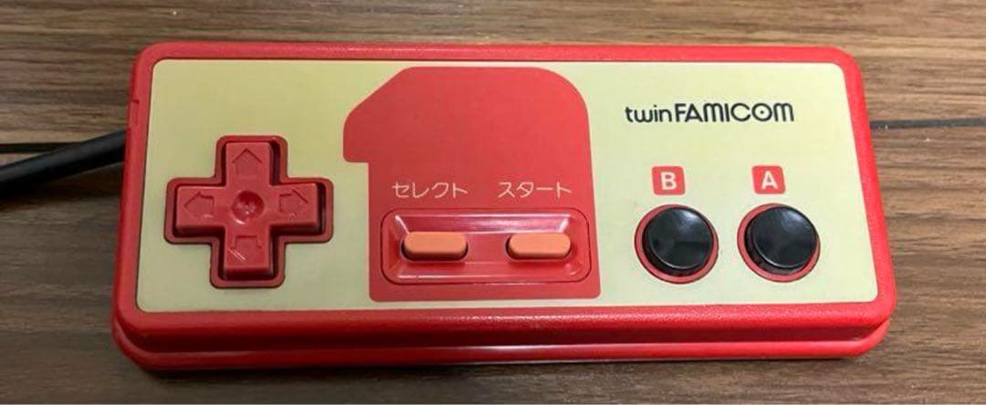 SHARP Twin Famicom AN-500R レッド動作品