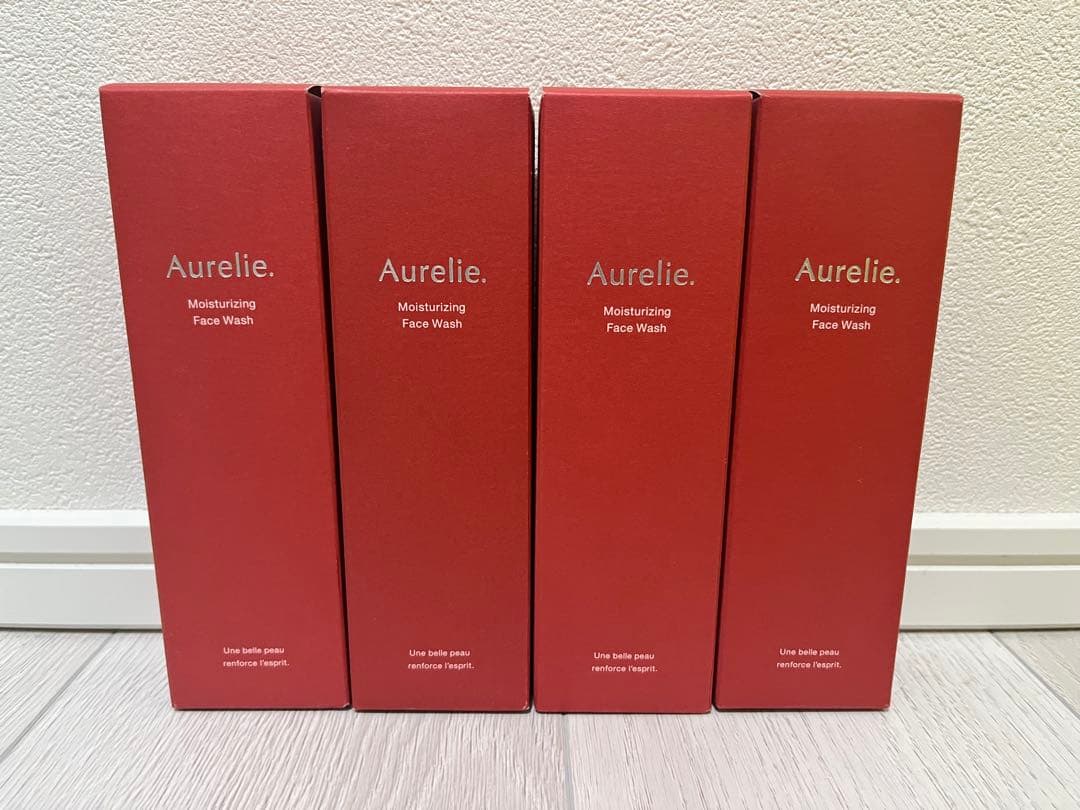 Aurelie Moisturizing Face Wash 4本セット