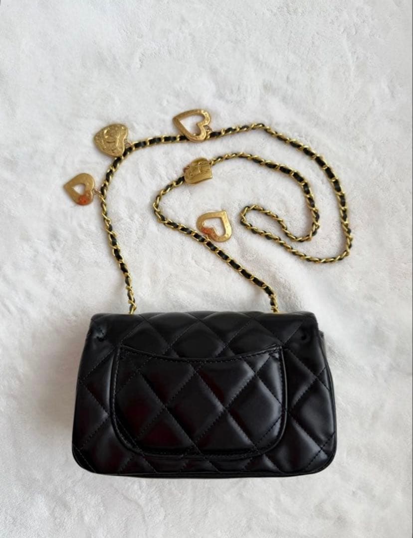CHANEL ショルダーバッグ　ハート　チェーン　ノベルティ