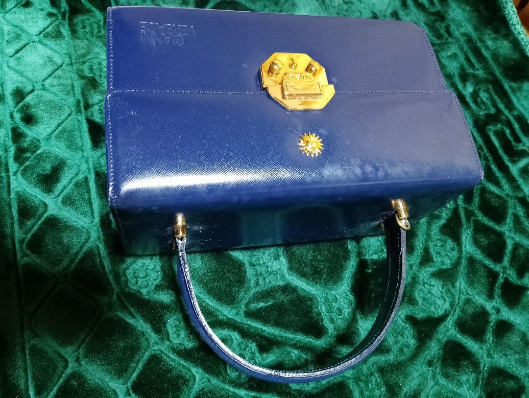 VERSACE ネイビーパーティーバッグ