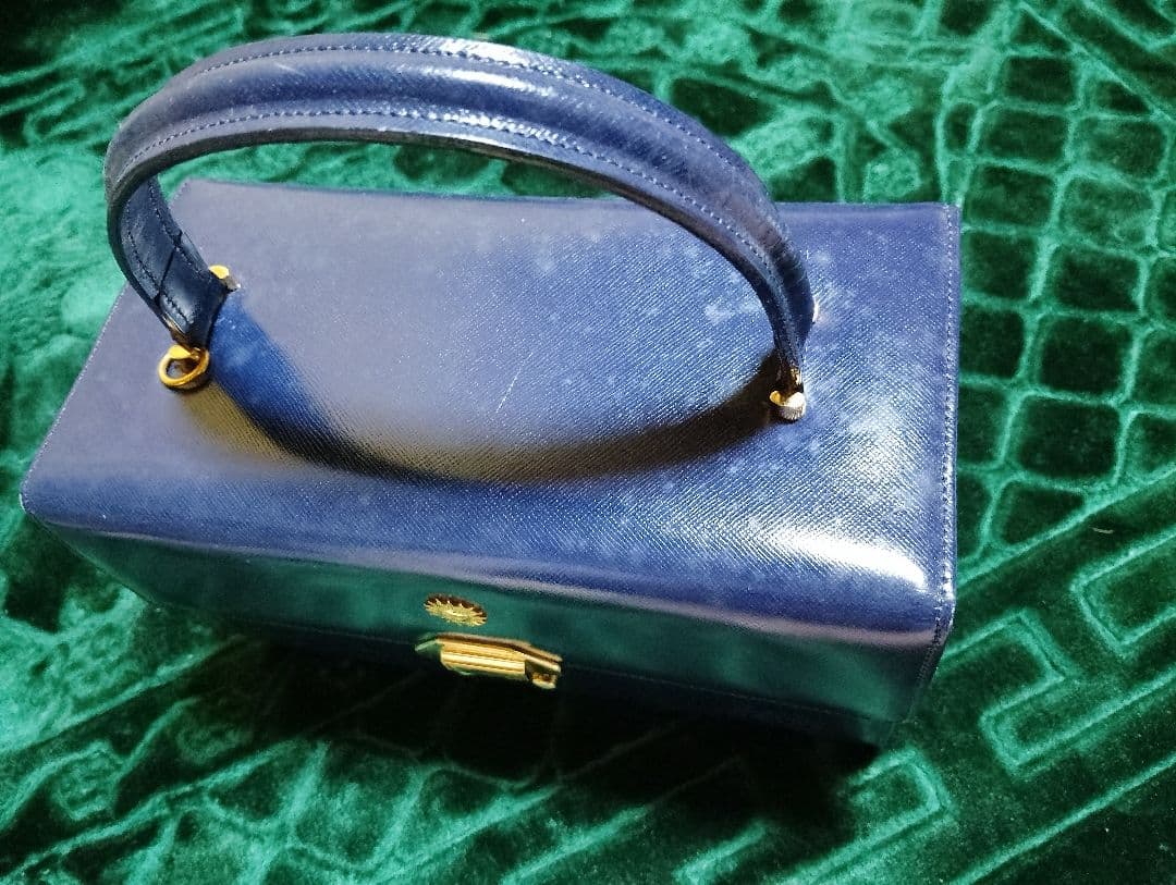 VERSACE ネイビーパーティーバッグ