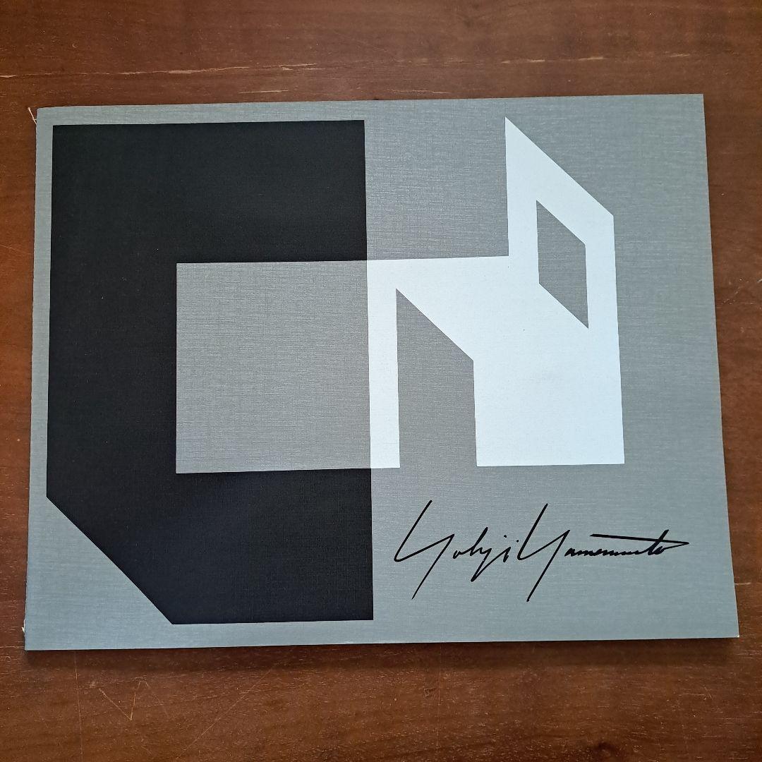 ヨウジヤマモトfemme　1998-99秋冬のルックブック