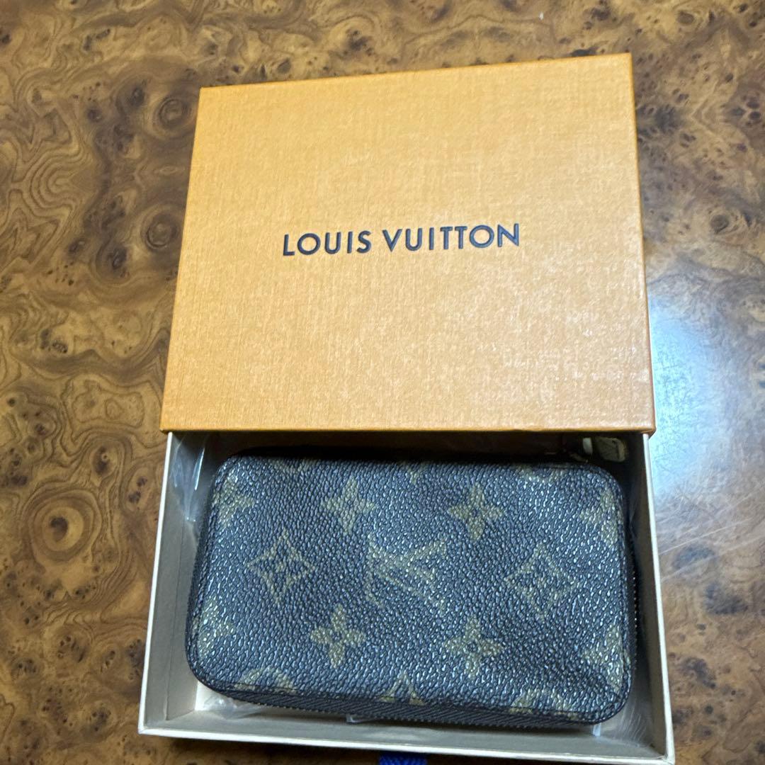 Louis Vuitton レザー 6連キーケース ブラウン