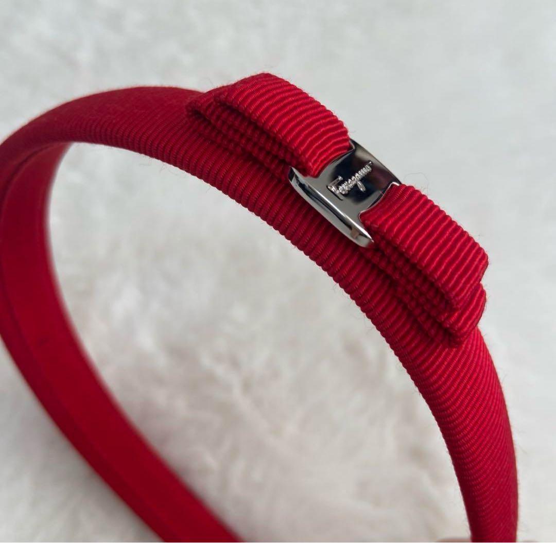 【未使用】　フェラガモ　カチューシャ　リボン　レトロ　レッド　赤