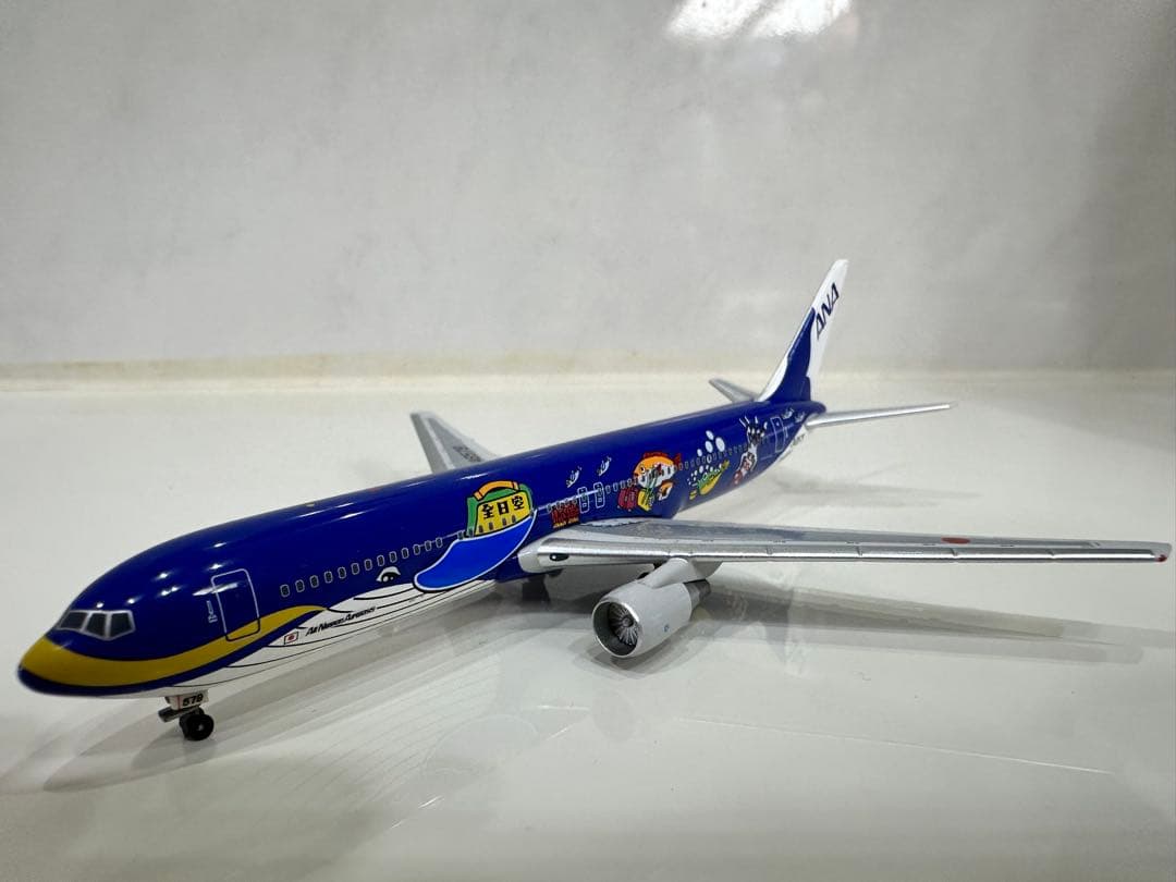 ANAボーイング767 マリンジャンボJr特別塗装 1:400ダイキャストモデル