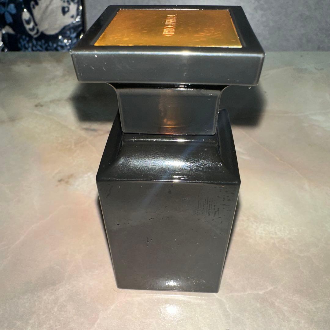 TOM FORD BEAUTY タバコ バニラ 50ml 90%残.画像参照