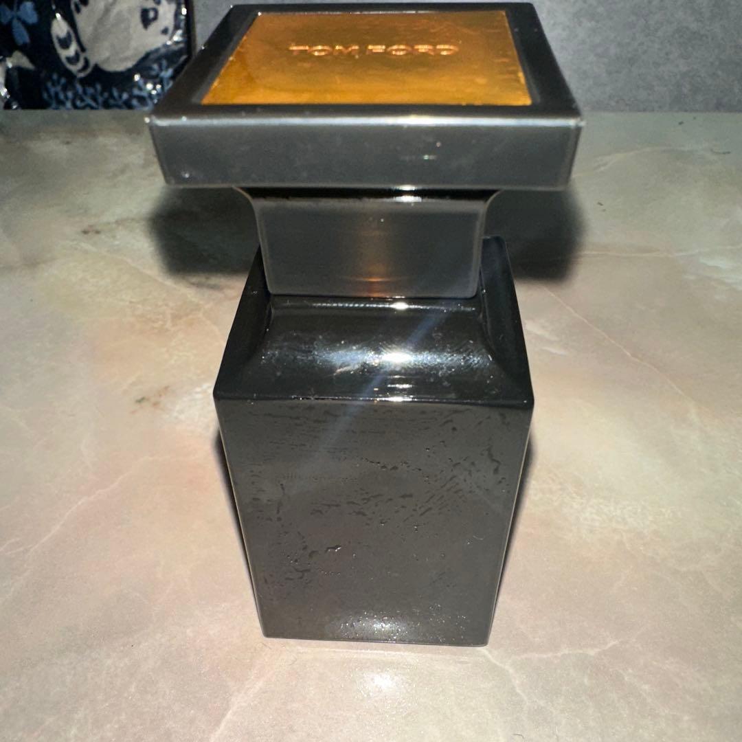 TOM FORD BEAUTY タバコ バニラ 50ml 90%残.画像参照