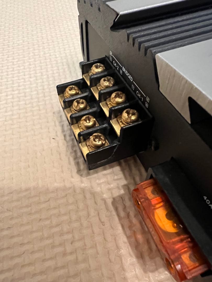 ALPINE MRV-F409 パワーアンプ　アルパイン　完動品