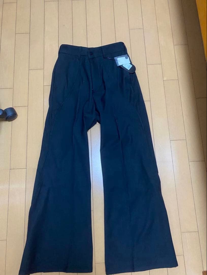 GOAT ESSENCE TUCK FLARE PANTS 黒 サイズ2