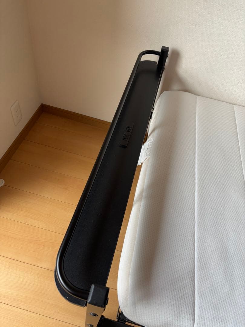 ニトリ パイプベッド シングル　バジーナC2 2口コンセント付　取扱説明書あり