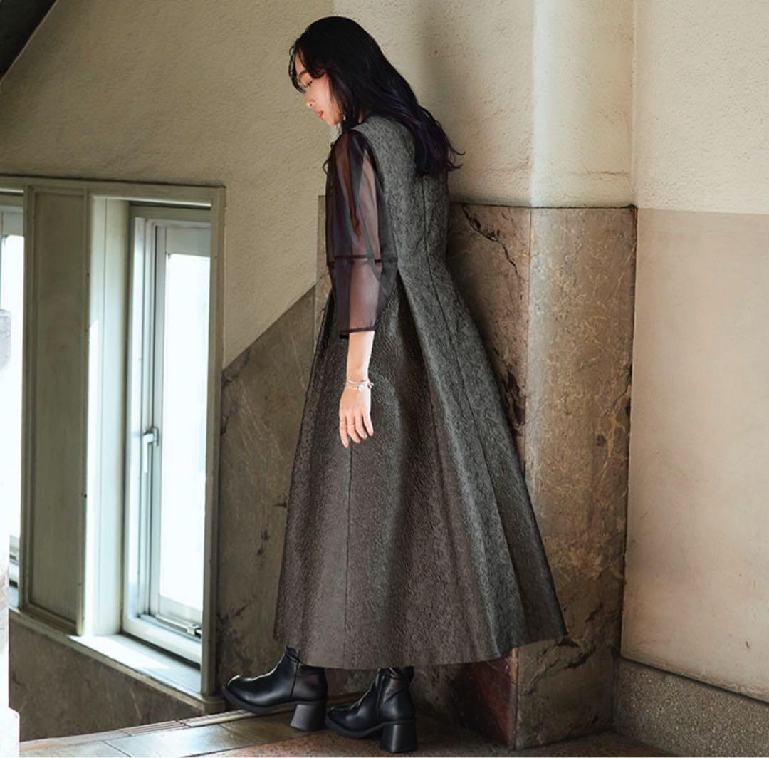 ルイルエブッティック　シアーランタンスリーブふくれジャカードドレス