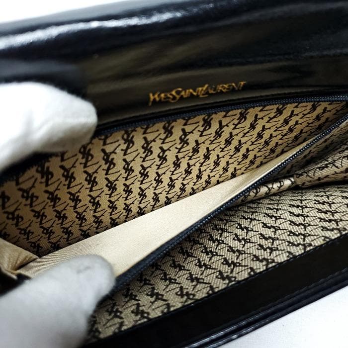 YVES SAINT LAURENT ビンテージ クラッチバッグ ブラック