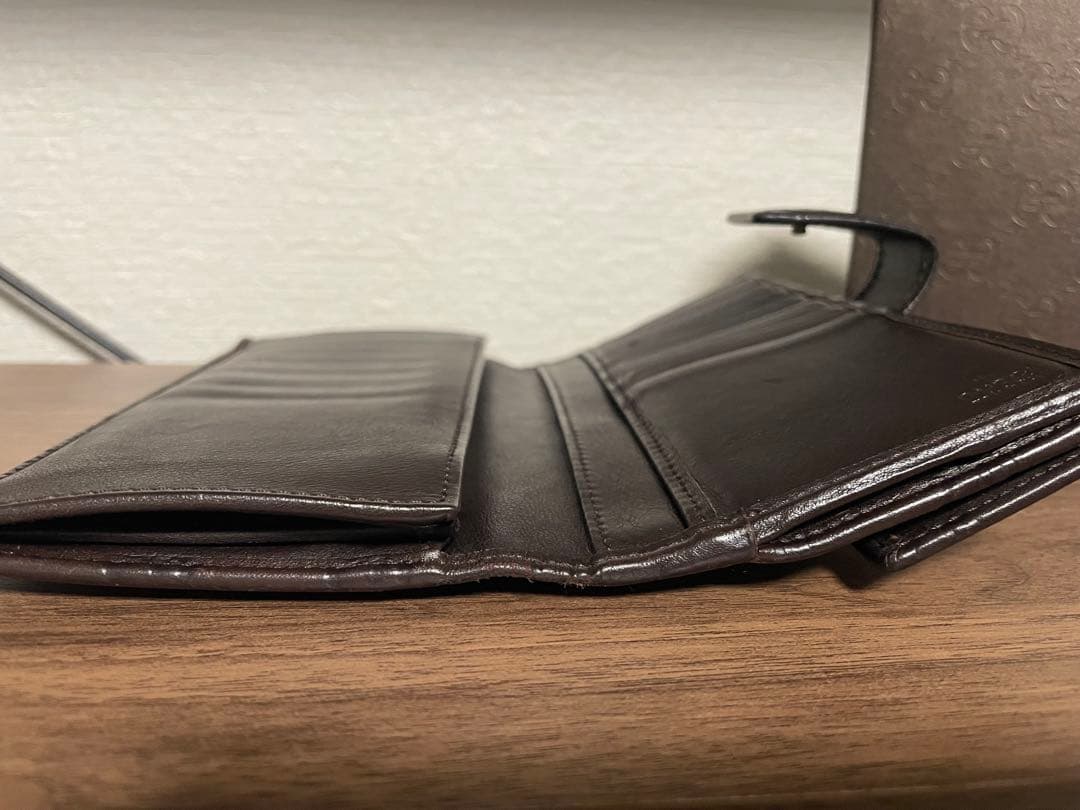 GUCCI ブラウンレザー 長財布