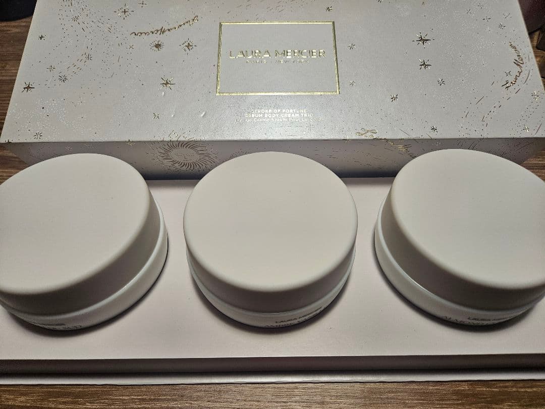 新品未使用 ローラメルシエ ボディクリーム アンバーバニラ ネロリ ココナッツ