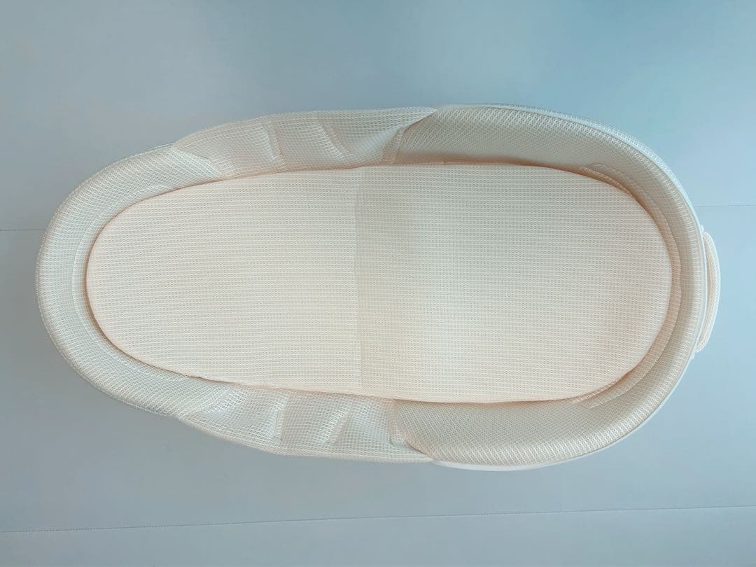 美品【ネオママイズム】ホワイト neomamaism 折りたたみベッドインベッド