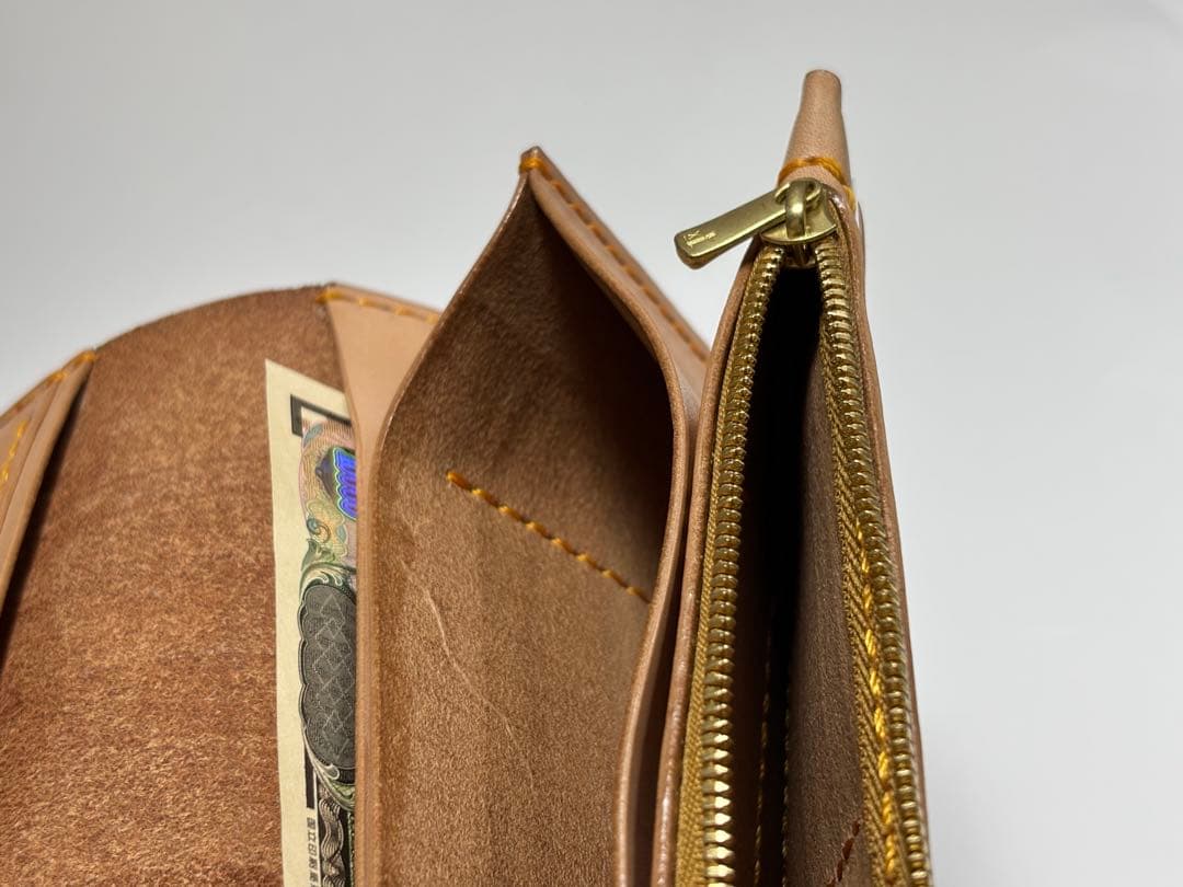 Koto　【年末セール】ロングウォレット　長財布　レザーカービング