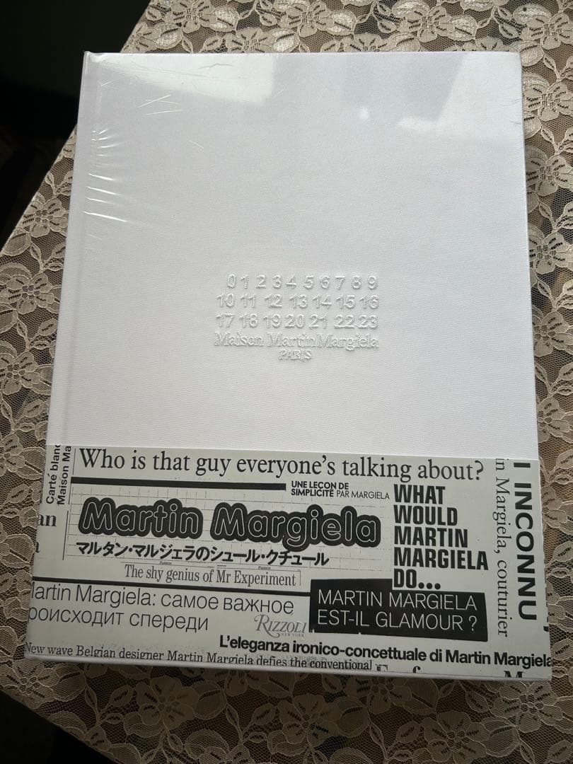 未開封　Martin Margiela 本　洋書　マルジェラ