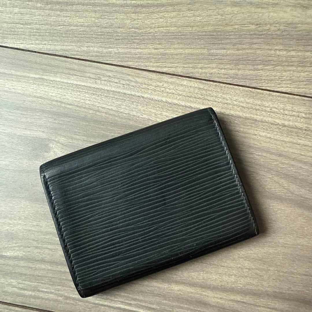 Louis Vuitton エピ ブラック 名刺入れ