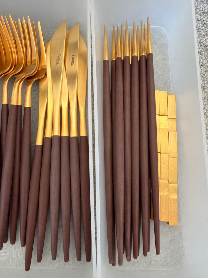 クチポール Cutipol GOA ゴア ブラウン×ゴールド カトラリーセット