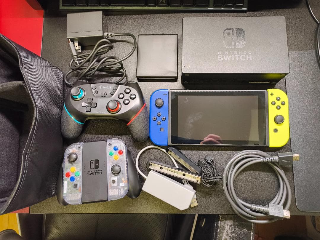 任天堂 Nintendo Switch セット + ケース + ソフト2点