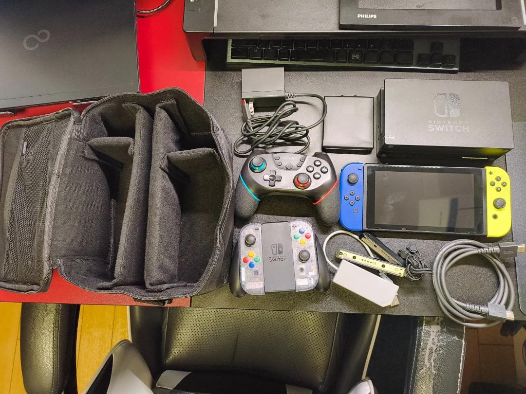 任天堂 Nintendo Switch セット + ケース + ソフト2点