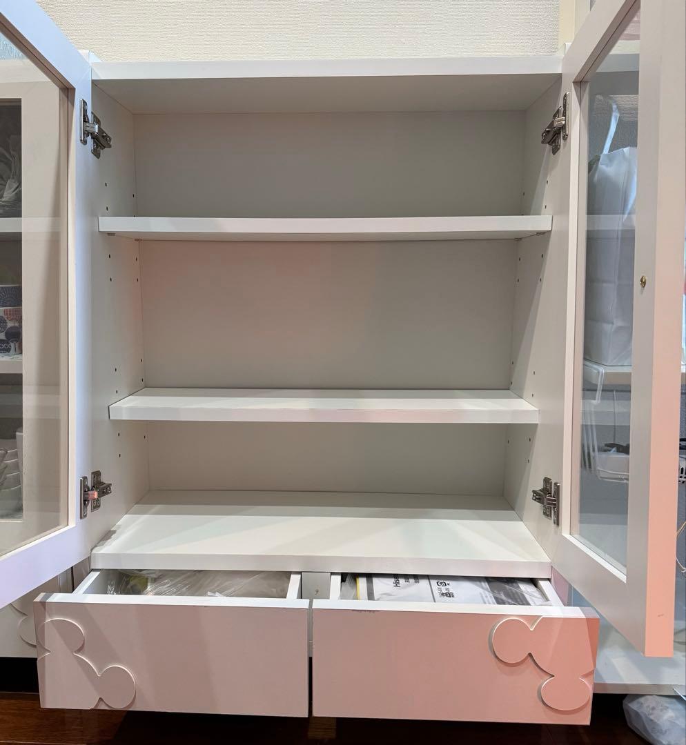 ディズニー 食器棚