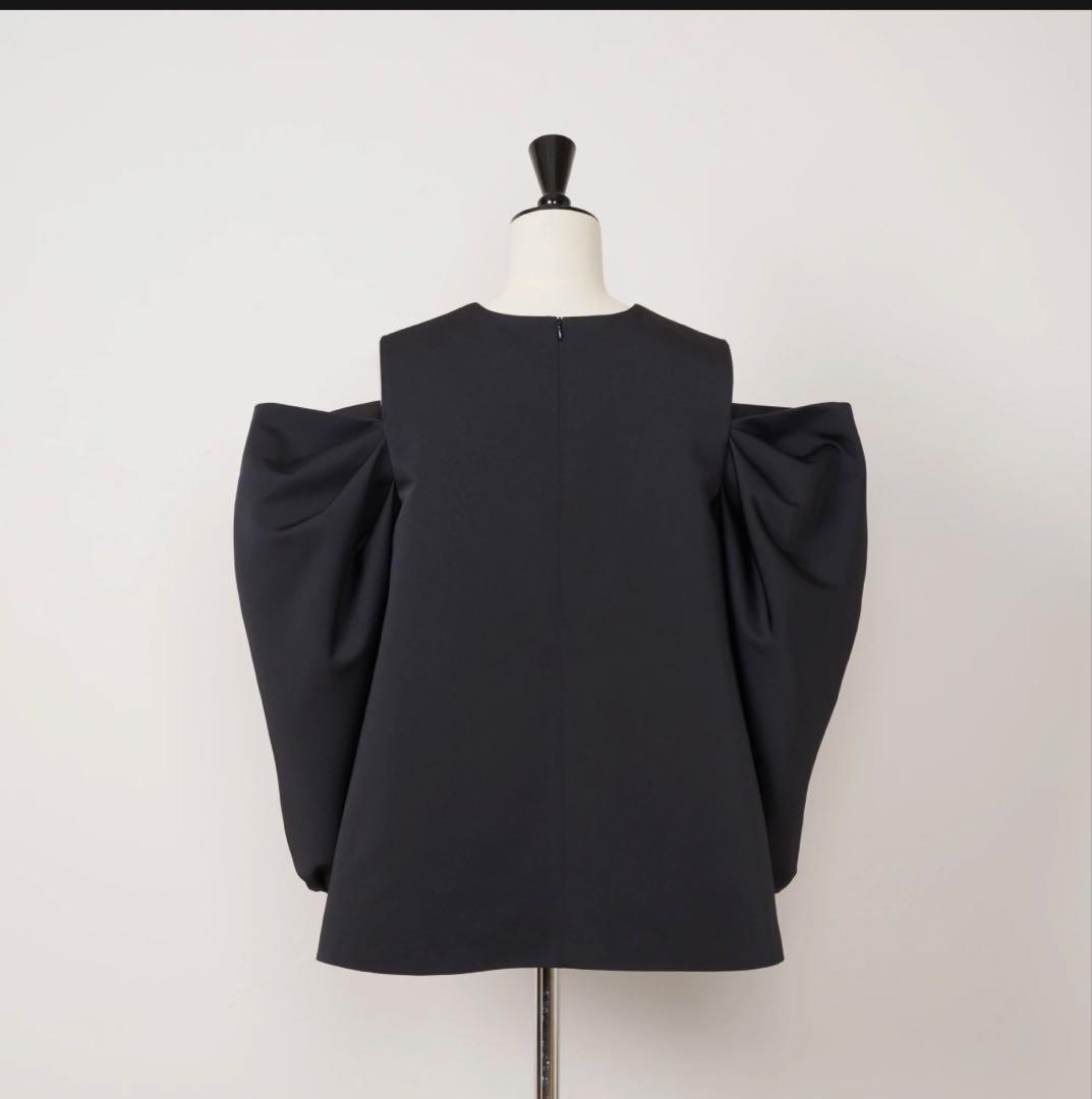 Heve 2025A/W カットオフショルダー　新品