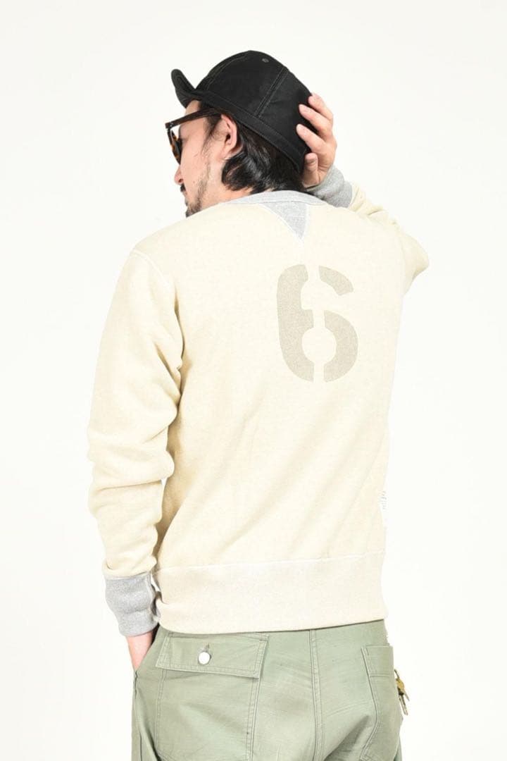 美品 トイズマッコイ バックス・バニー 両Vスウェット XL 42